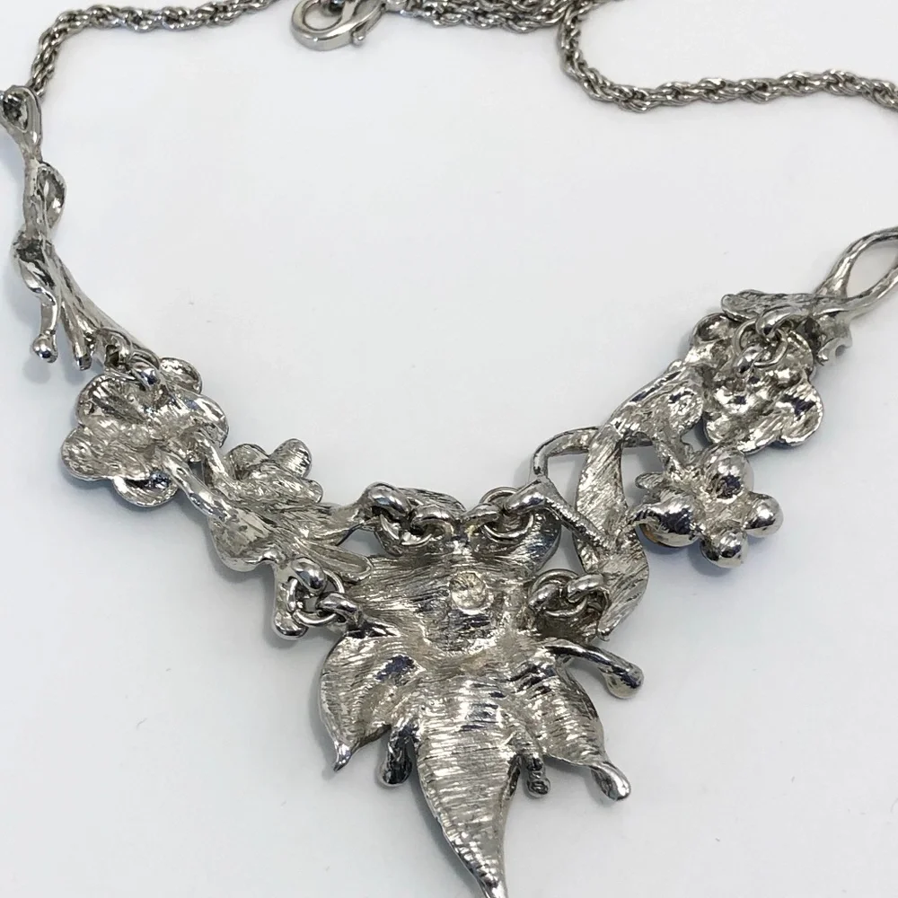 Vintage Blue Enamelled and Silver Tone Necklace - Picture 5 of 5